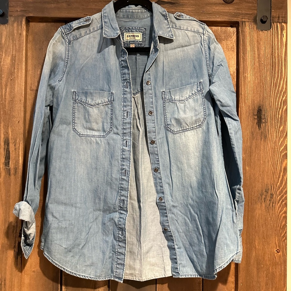 Express women’s denim button up